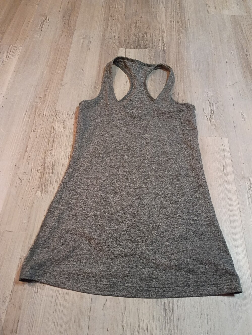 Lululemon - Picture 2 of 5